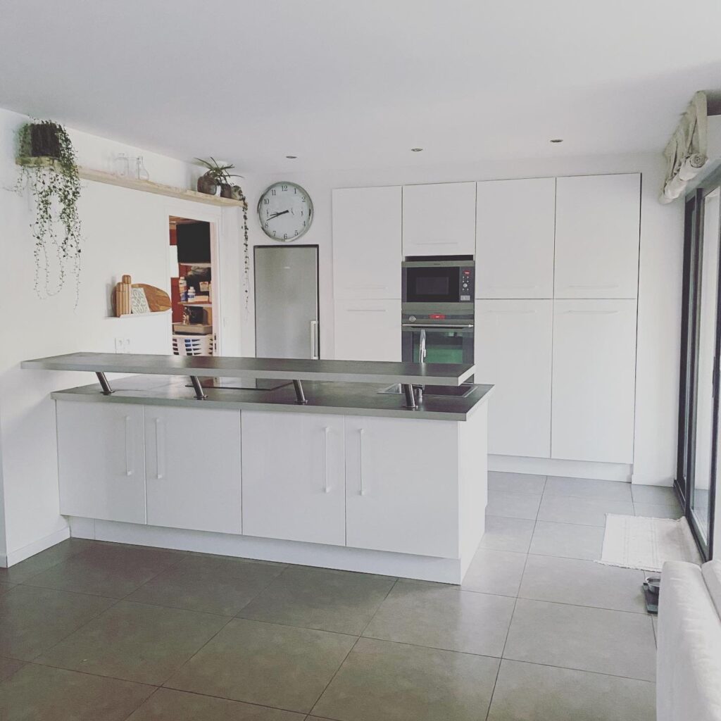 Pose de plan de travail dans le Bassin d'Arcachon - Avant Pose de plan de travail dans le Bassin d'Arcachon - Avant